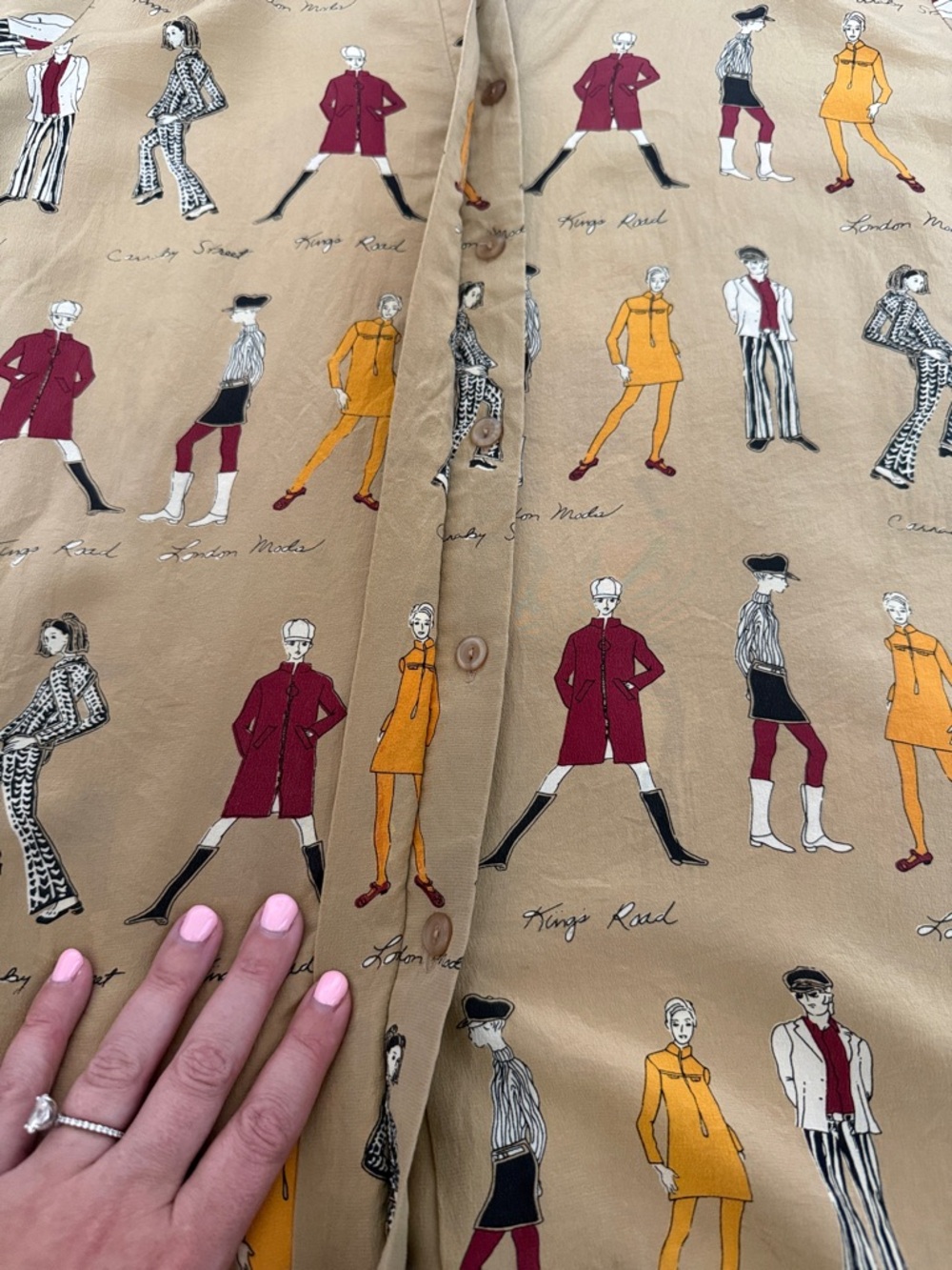 Piano 100% Silk Novelty Print Button Down – Size Women’s Small - Picture 3 of 8